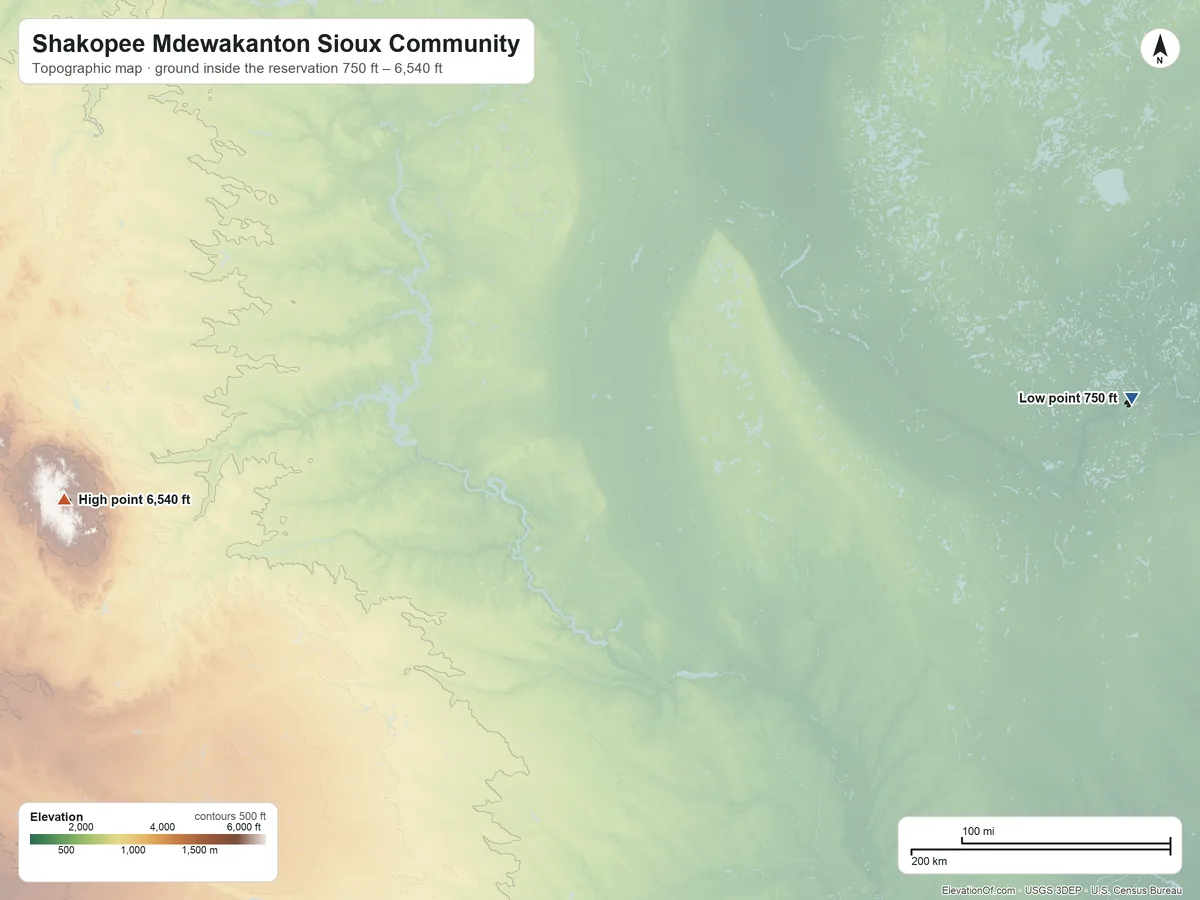 Topographic elevation map of Shakopee Mdewakanton Sioux Community, Minnesota, shaded from 750 ft on the east side to 6,540 ft on the west side