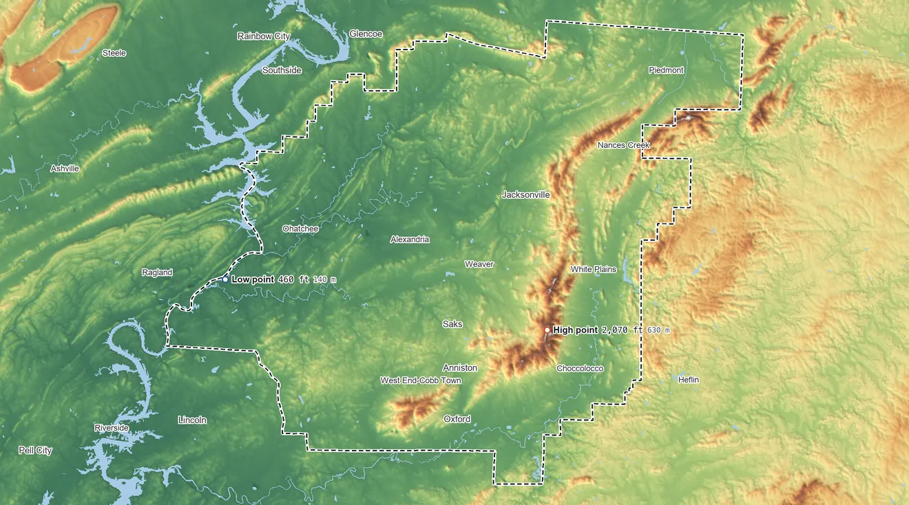 Topographic elevation map of Calhoun County, Alabama, shaded from 460 ft on the west side to 2,070 ft on Morton Hill