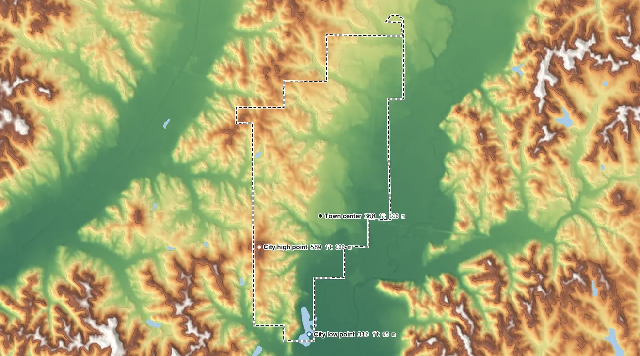 Topographic elevation map of Fayette, Alabama, shaded from 310 ft on the south side to 580 ft on the southwest side