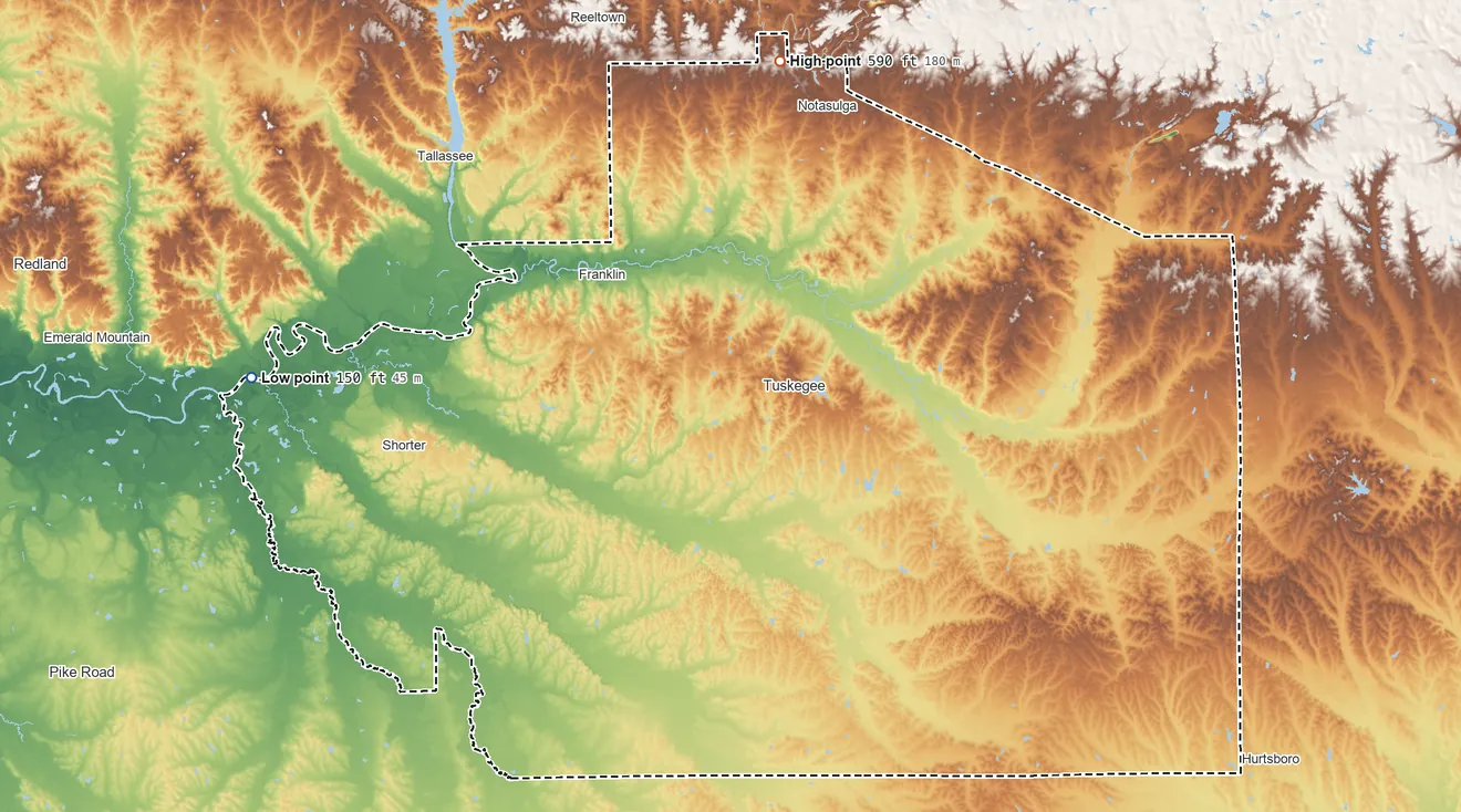 Topographic elevation map of Macon County, Alabama, shaded from 150 ft on the west side to 590 ft on the north side