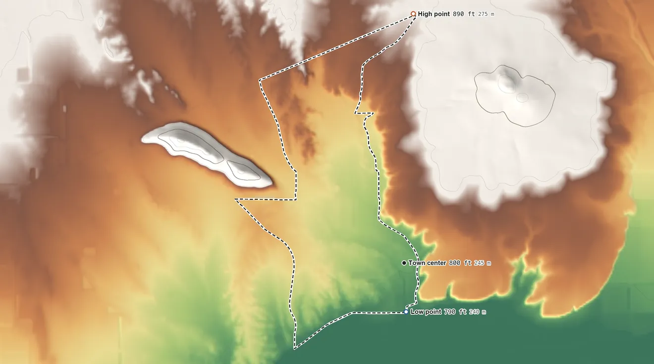 Topographic elevation map of Arlington, Arizona, shaded from 790 ft on the south side to 890 ft on the north side