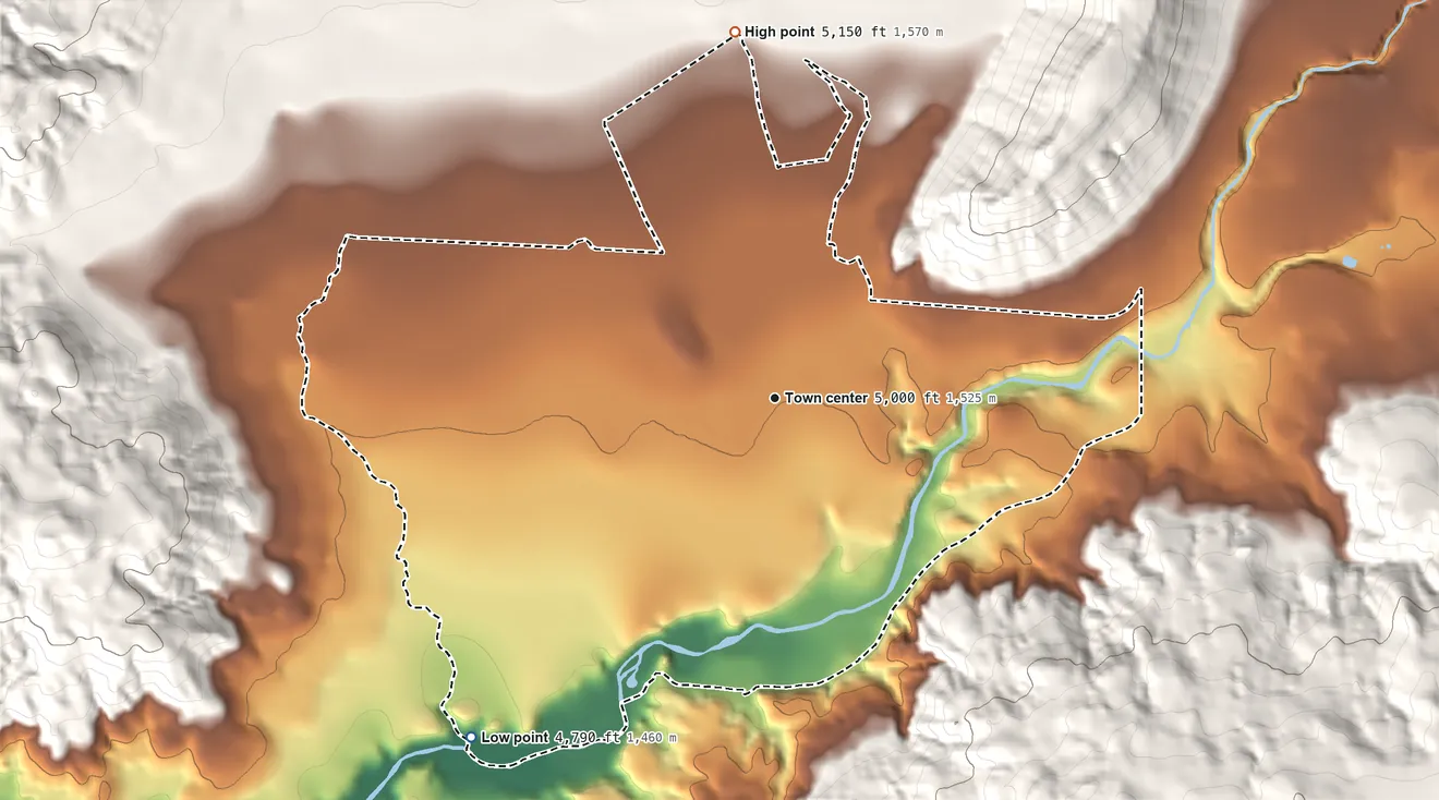 Topographic elevation map of Canyon Day, Arizona, shaded from 4,790 ft on the southwest side to 5,150 ft on the north edge, below higher ground just outside