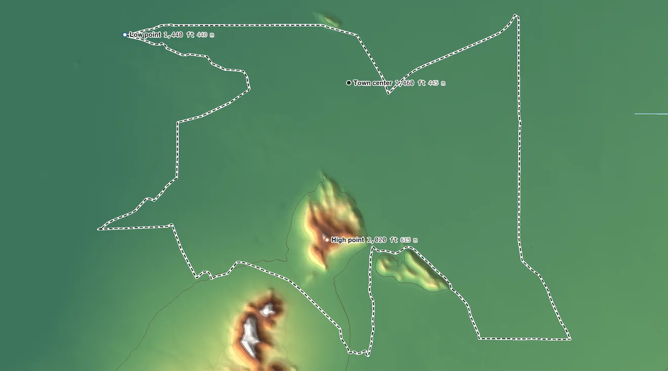 Topographic elevation map of Chuichu, Arizona, shaded from 1,440 ft on the west side to 2,020 ft at the foot of the Silver Reef Mountains