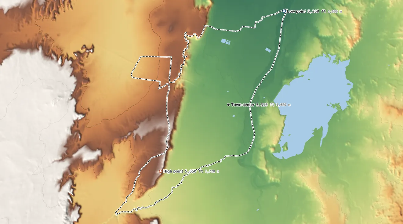 Topographic elevation map of Many Farms, Arizona, shaded from 5,260 ft on the northeast side to 5,650 ft on the southwest side