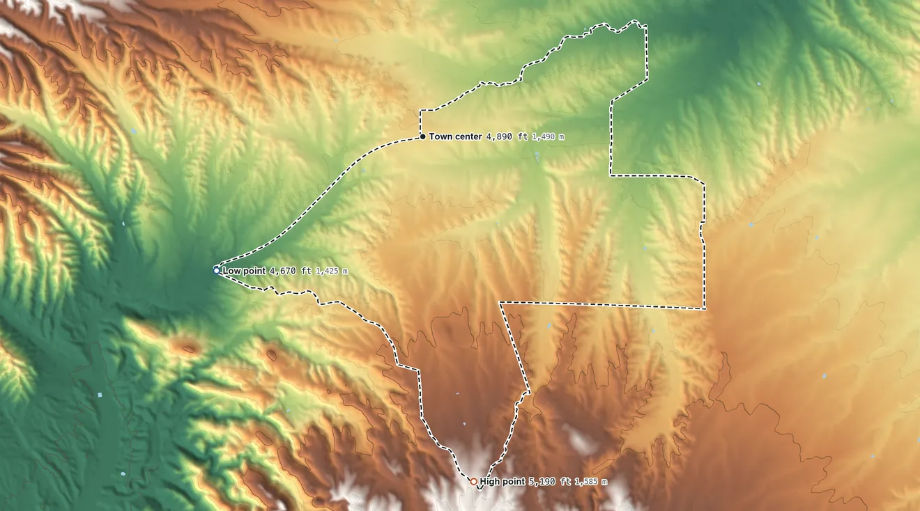 Topographic elevation map of Sonoita, Arizona, shaded from 4,670 ft on the southwest side to 5,190 ft at the foot of the Mustang Mountains