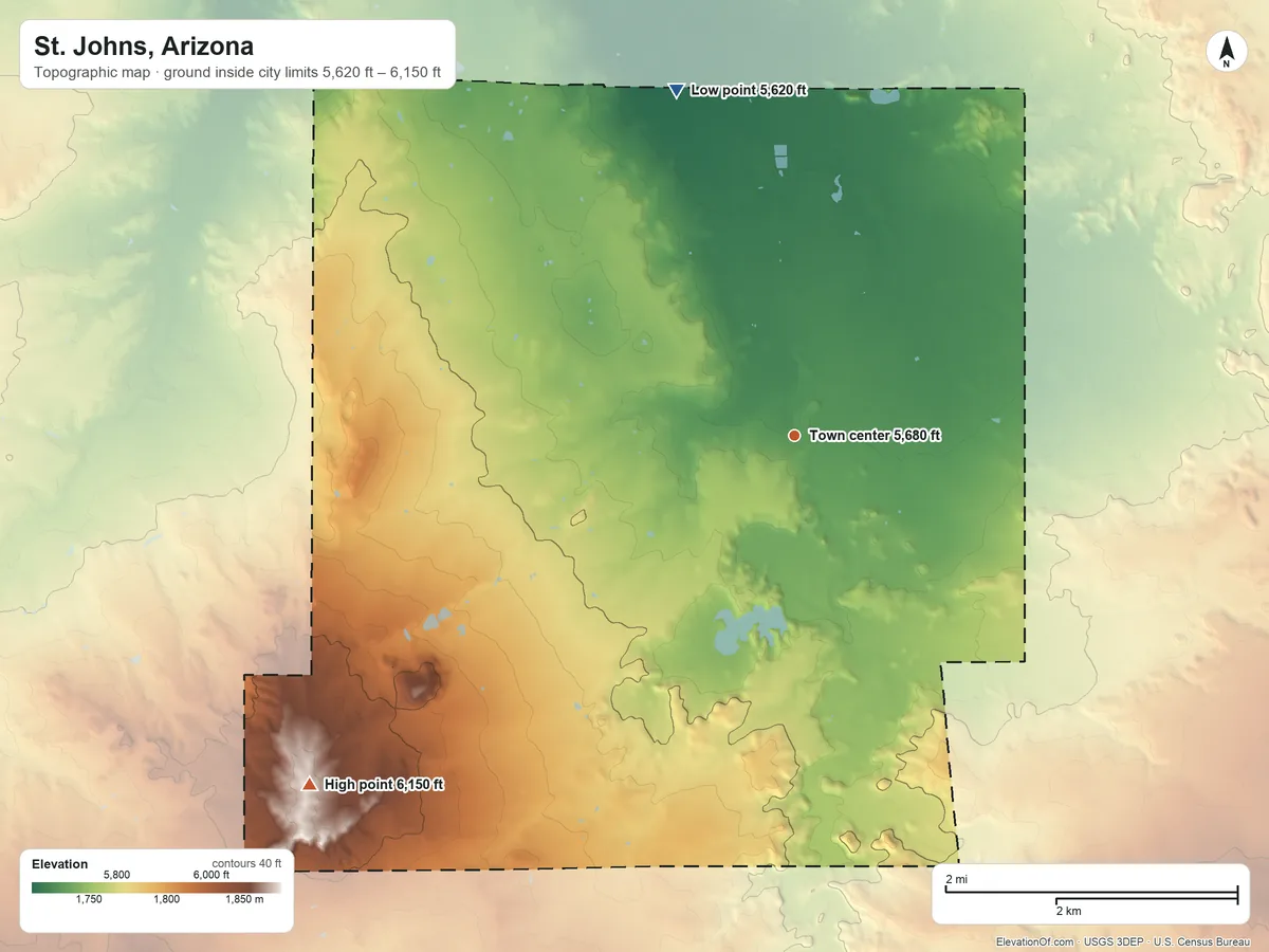 Topographic elevation map of St. Johns, Arizona, shaded from 5,620 ft on the north side to 6,150 ft on the southwest side