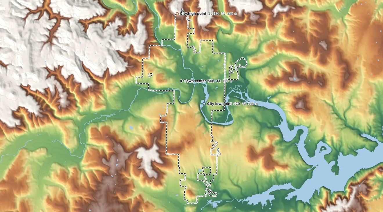 Topographic elevation map of Clinton, Arkansas, shaded from 470 ft on the southeast side to 1,080 ft on the north side
