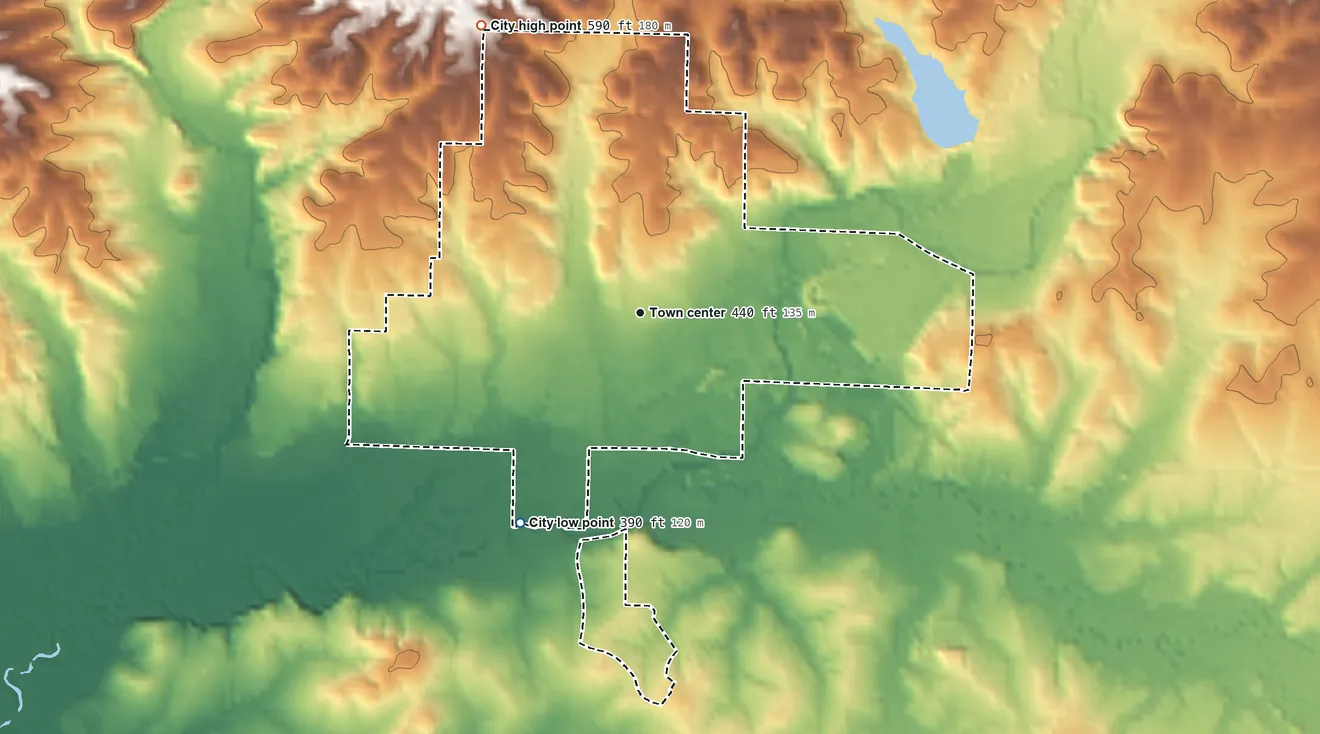 Topographic elevation map of Dierks, Arkansas, shaded from 390 ft on the southwest side to 590 ft on the northwest side