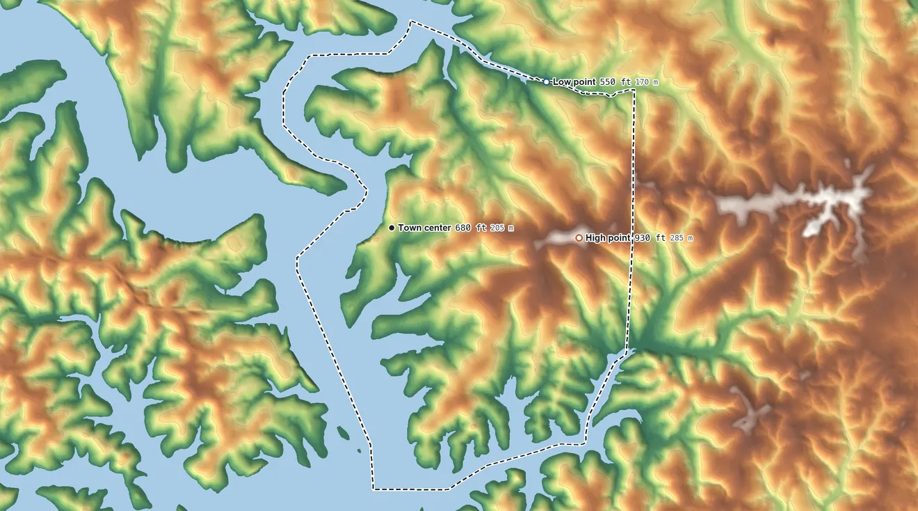 Topographic elevation map of Henderson, Arkansas, shaded from 550 ft on the northeast side to 930 ft on the east side