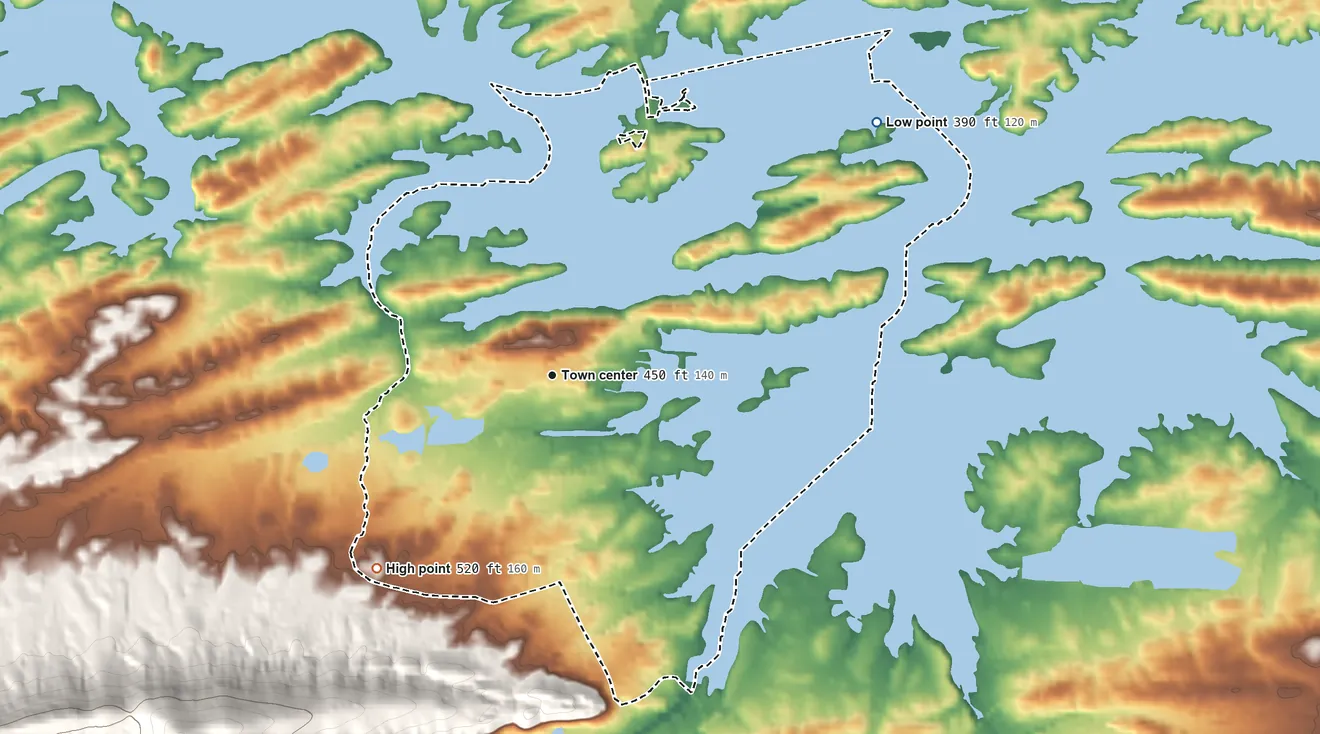 Topographic elevation map of Lake Hamilton, Arkansas, shaded from 390 ft on the northeast side to 520 ft on the southwest edge, below higher ground just outside