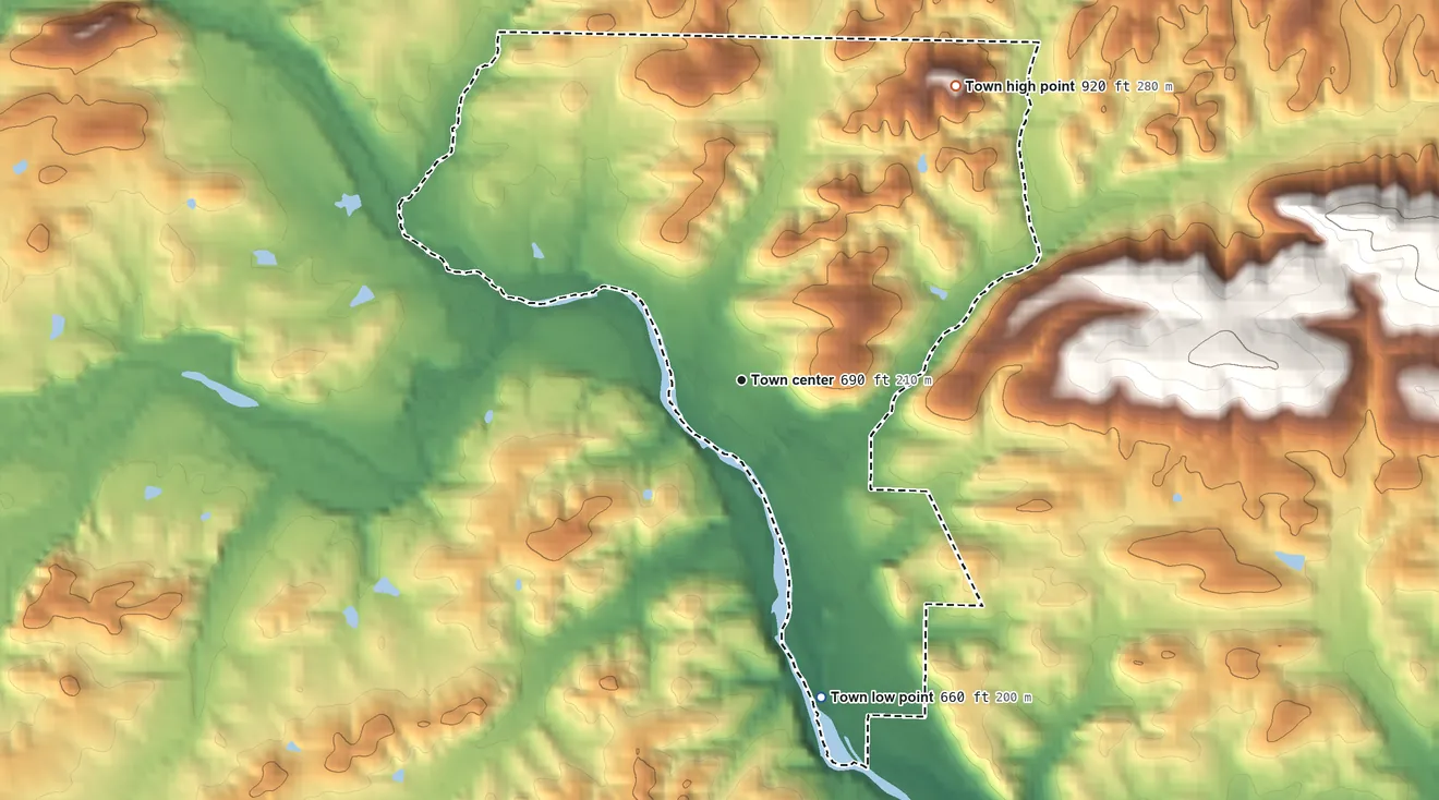 Topographic elevation map of Norman, Arkansas, shaded from 660 ft on the south side to 920 ft at the foot of the Caddo Mountains