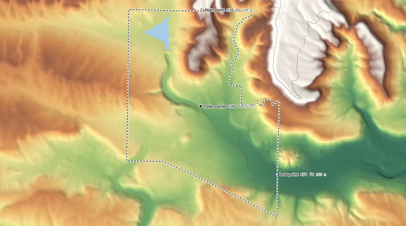 Topographic elevation map of Oak Grove, Pope County, Arkansas, shaded from 470 ft on the southeast side to 930 ft on the north edge, below higher ground just outside