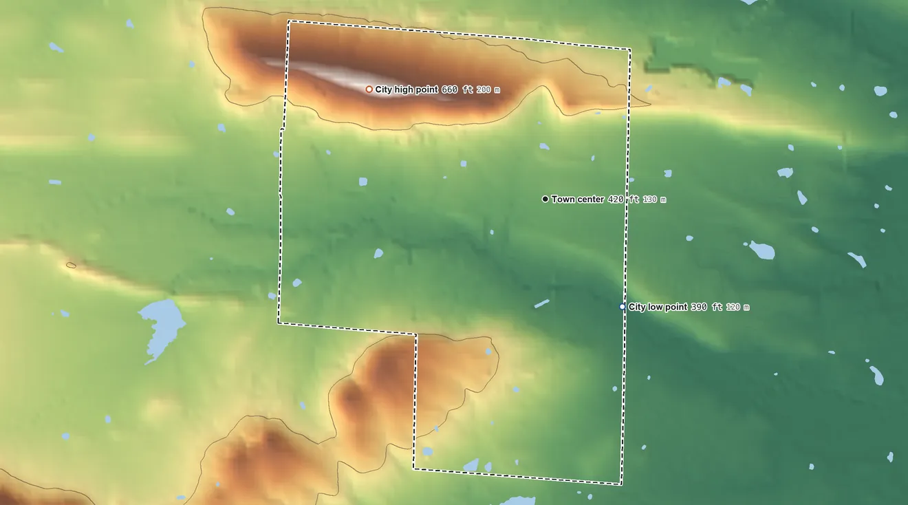 Topographic elevation map of Ratcliff, Arkansas, shaded from 390 ft on the southeast side to 660 ft on the northwest side