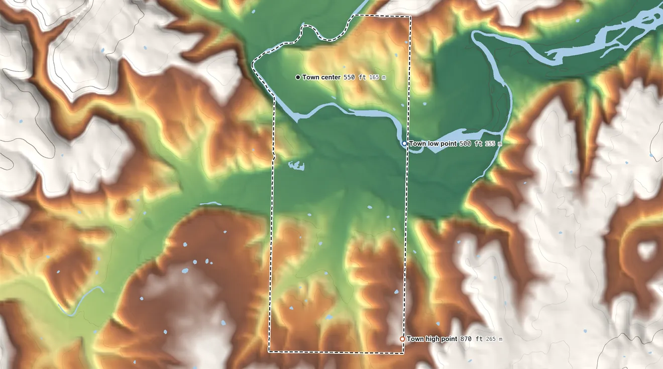 Topographic elevation map of Shirley, Arkansas, shaded from 500 ft on the southeast side to 870 ft on the south side
