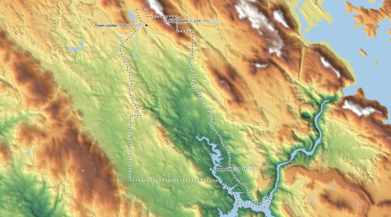 Topographic elevation map of Copperopolis, California, shaded from 510 ft on the southeast side to 1,690 ft near the middle