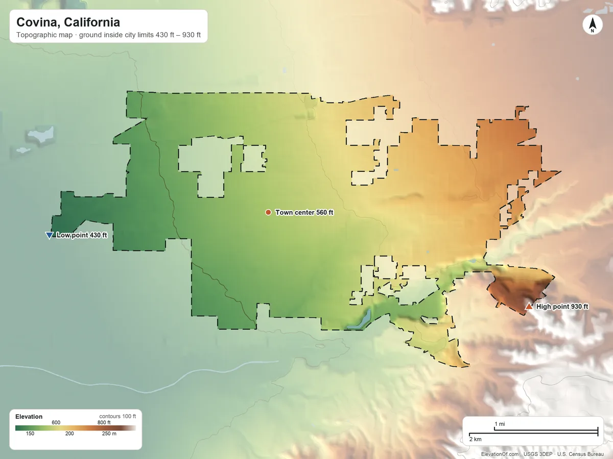 Topographic elevation map of Covina, California, shaded from 430 ft on the west side to 930 ft at the foot of the San Jose Hills