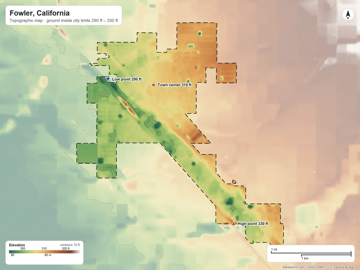 Topographic elevation map of Fowler, California, shaded from 290 ft on the west side to 330 ft on the southeast side
