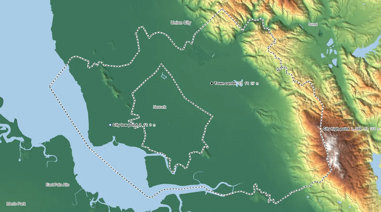 Topographic elevation map of Fremont, California, shaded from sea level level on San Francisco Bay to 2,500 ft on the southeast edge, below higher ground just outside