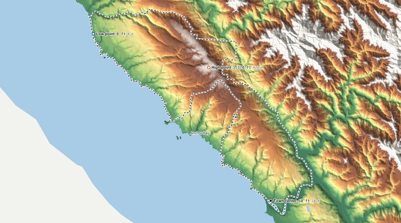 Topographic elevation map of Gualala, California, shaded from sea level level on the Pacific Ocean to 1,370 ft on the northwest side