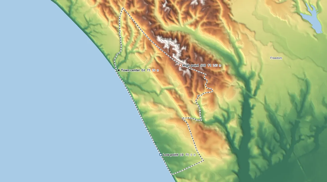 Topographic elevation map of La Selva Beach, California, shaded from 10 ft on the southeast side to 480 ft on the east side