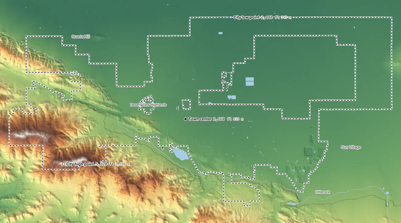 Topographic elevation map of Palmdale, California, shaded from 2,440 ft on the northeast side to 5,220 ft on the west side
