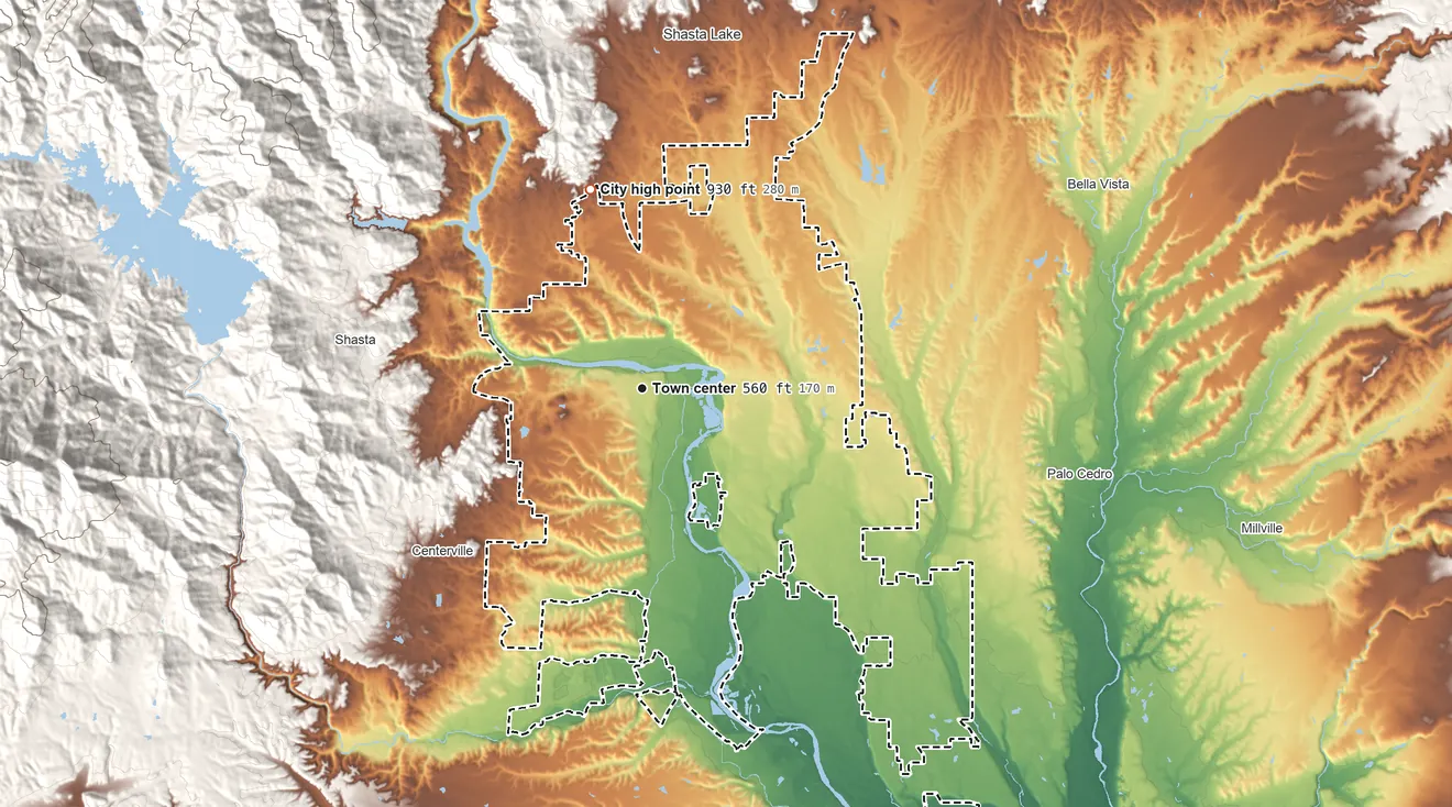 Topographic elevation map of Redding, California, shaded from 400 ft on the southeast side to 930 ft on the north edge, below higher ground just outside
