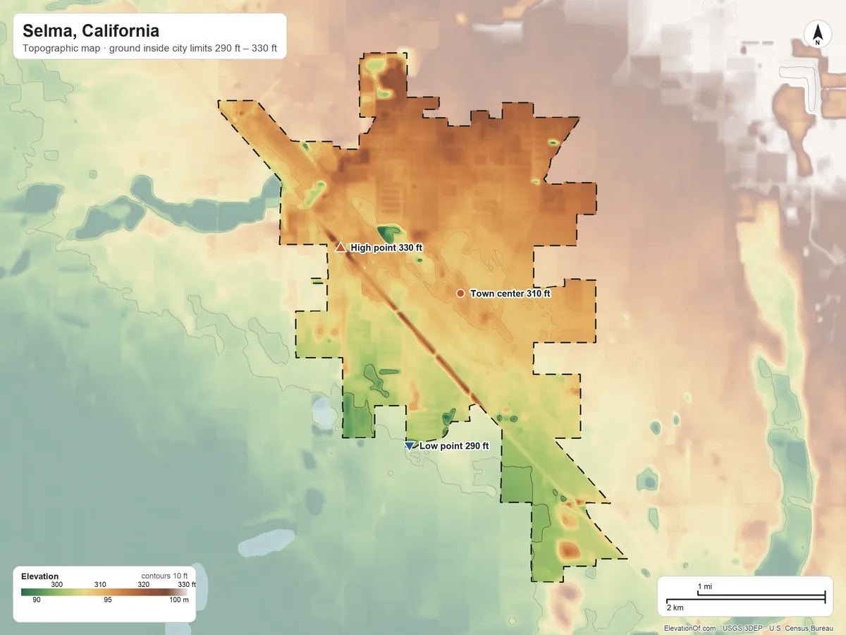 Topographic elevation map of Selma, California, shaded from 290 ft on the south side to 330 ft on the west side