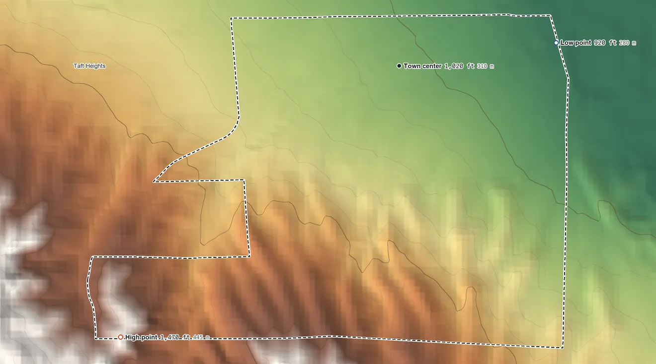 Topographic elevation map of South Taft, California, shaded from 920 ft on the east side to 1,470 ft at the foot of the Little Signal Hills