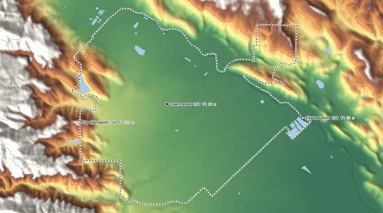 Topographic elevation map of St. Helena, California, shaded from 190 ft on the east side to 760 ft at the foot of the Yountville Hills