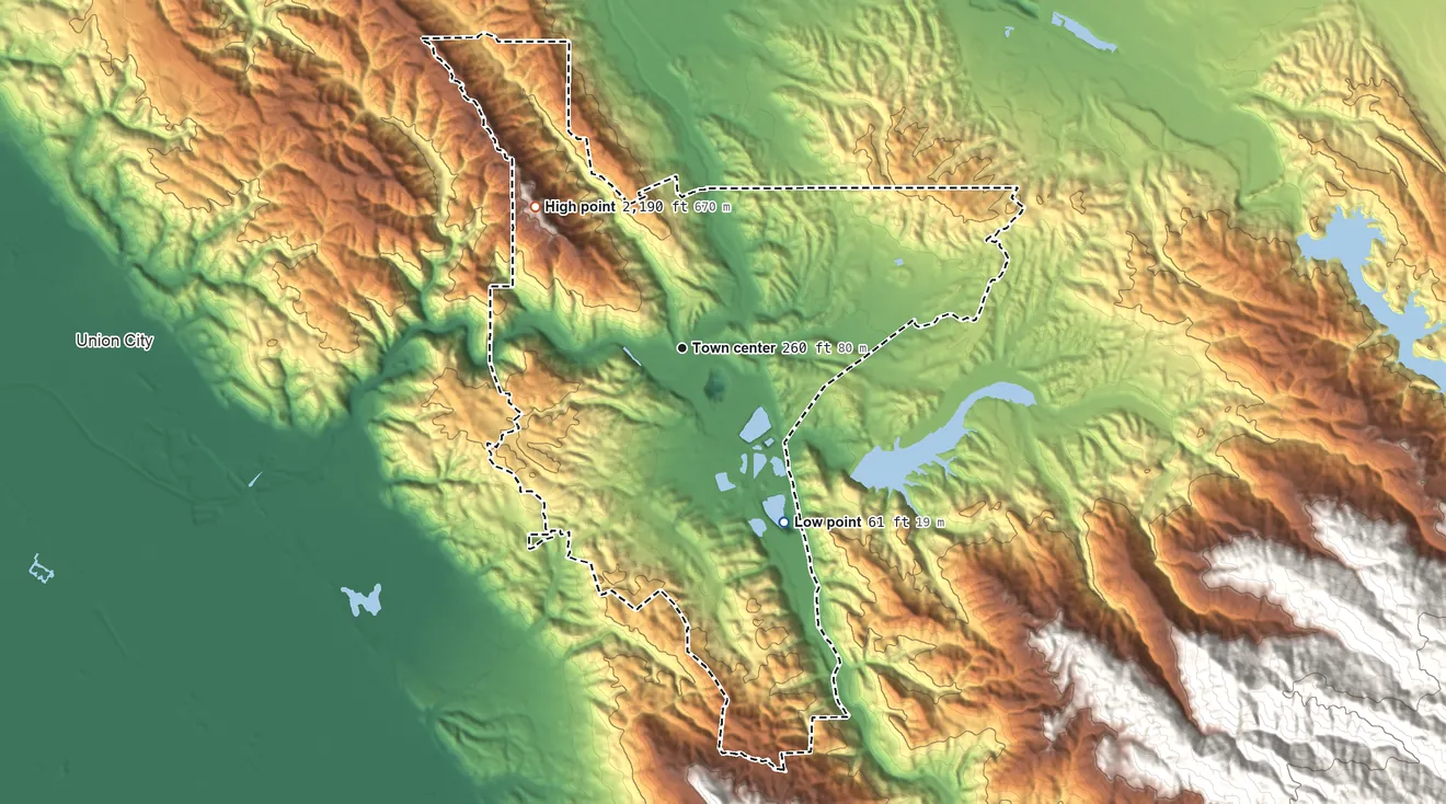 Topographic elevation map of Sunol, California, shaded from 61 ft on the southeast side to 2,191 ft on Sunol Peak