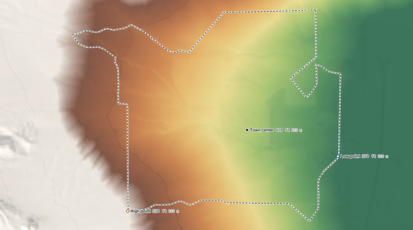Topographic elevation map of Valley Acres, California, shaded from 370 ft on the east side to 550 ft at the foot of the Buena Vista Hills