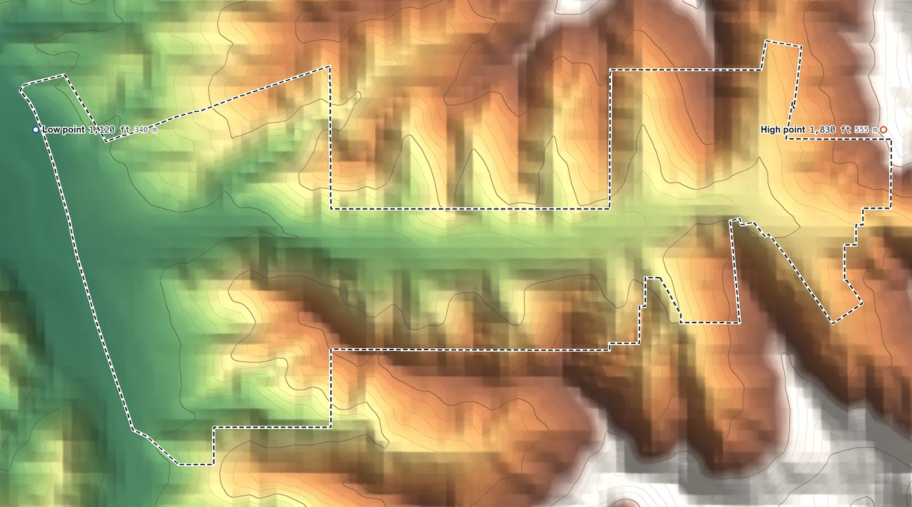 Topographic elevation map of Williams Canyon, California, shaded from 1,120 ft on the west side to 1,830 ft at the foot of the Santa Ana Mountains