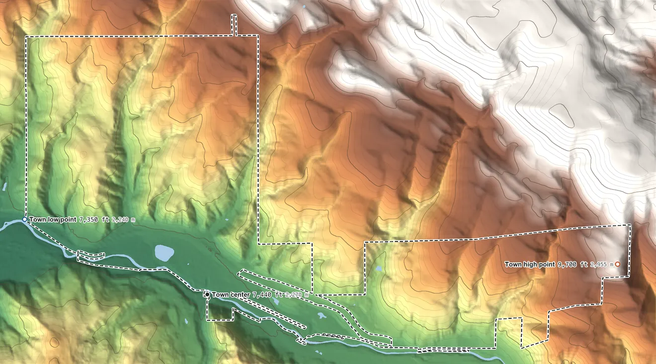 Topographic elevation map of Avon, Colorado, shaded from 7,350 ft on the west side to 9,700 ft at the foot of the Gore Range