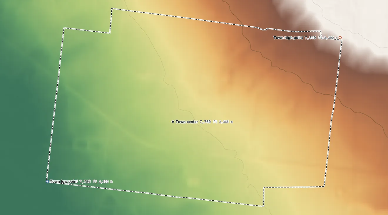 Topographic elevation map of Blanca, Colorado, shaded from 7,720 ft on the southwest side to 7,840 ft on the northeast edge, below higher ground just outside