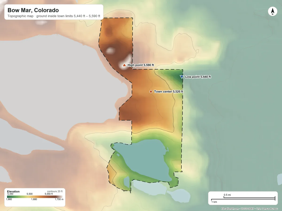 Topographic elevation map of Bow Mar, Colorado, shaded from 5,440 ft on the northeast side to 5,590 ft on the northwest side