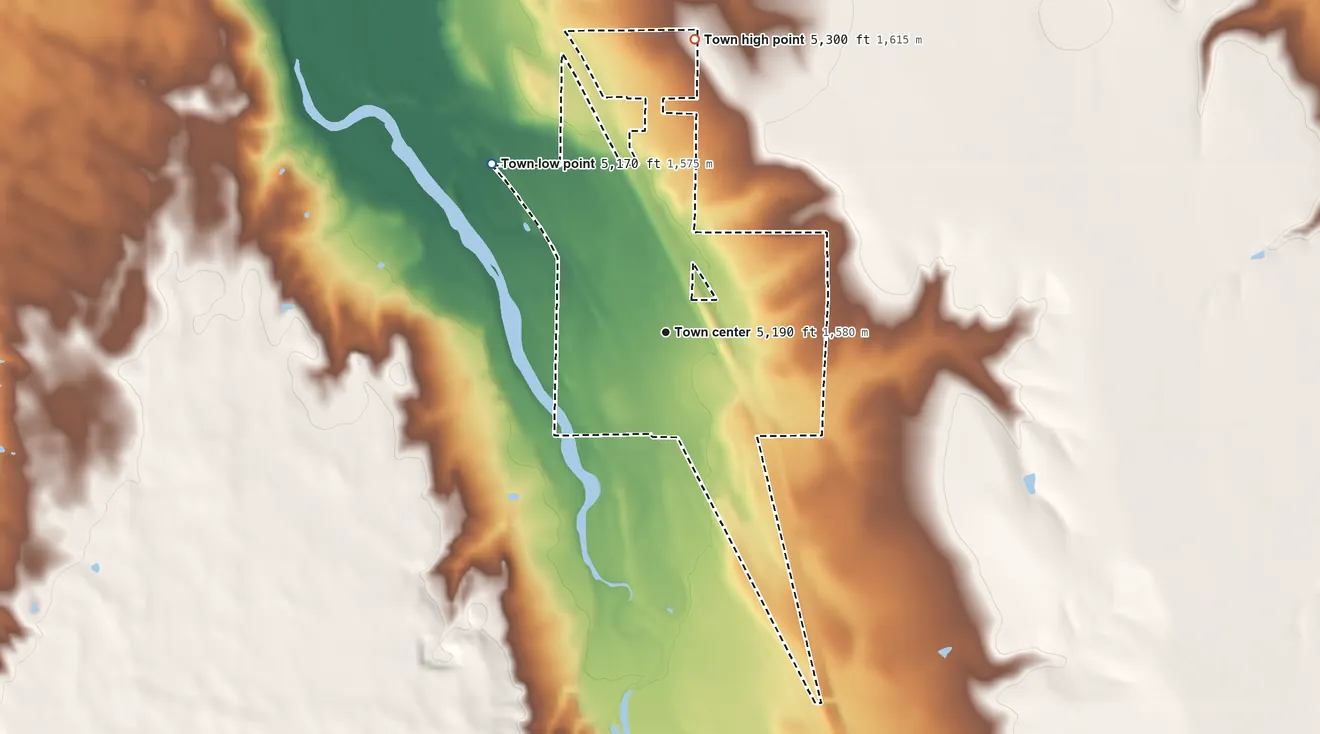 Topographic elevation map of Deer Trail, Colorado, shaded from 5,170 ft on the northwest side to 5,300 ft on the north side