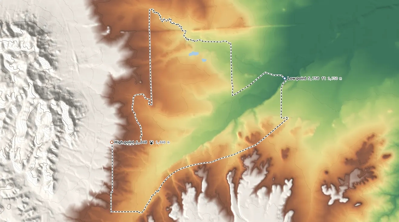 Topographic elevation map of El Moro, Colorado, shaded from 5,750 ft on the northeast side to 6,040 ft on the west edge, below higher ground just outside