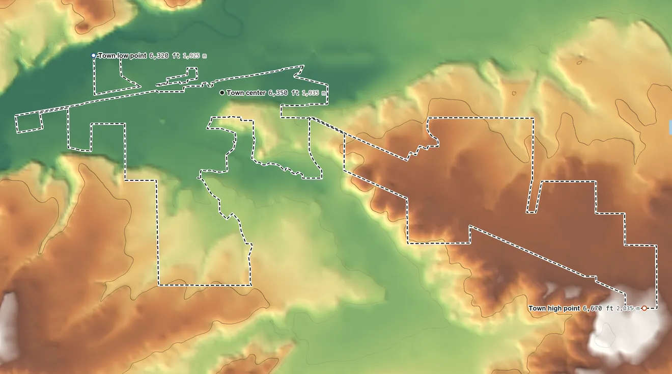 Topographic elevation map of Hayden, Colorado, shaded from 6,320 ft on the west side to 6,670 ft on the southeast side
