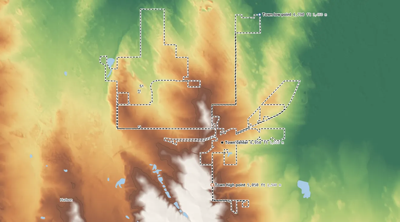 Topographic elevation map of Keenesburg, Colorado, shaded from 4,790 ft on the north side to 5,050 ft on the south side