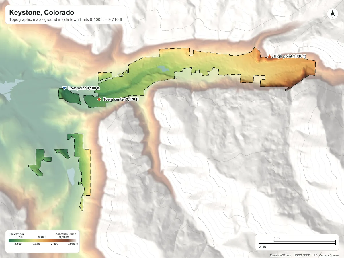Topographic elevation map of Keystone, Colorado, shaded from 9,100 ft on the west side to 9,710 ft at the foot of the Williams Fork Mountains