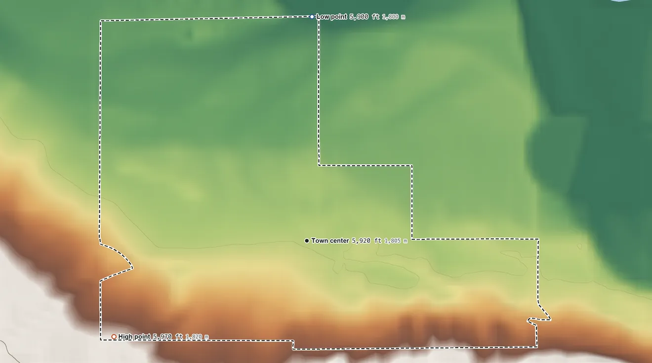 Topographic elevation map of Maybell, Colorado, shaded from 5,900 ft on the north side to 5,970 ft at the foot of the Danforth Hills