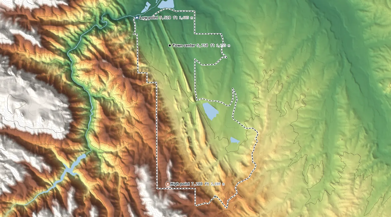 Topographic elevation map of Roxborough Park, Colorado, shaded from 5,520 ft on the northwest side to 7,200 ft at the foot of the Rampart Range