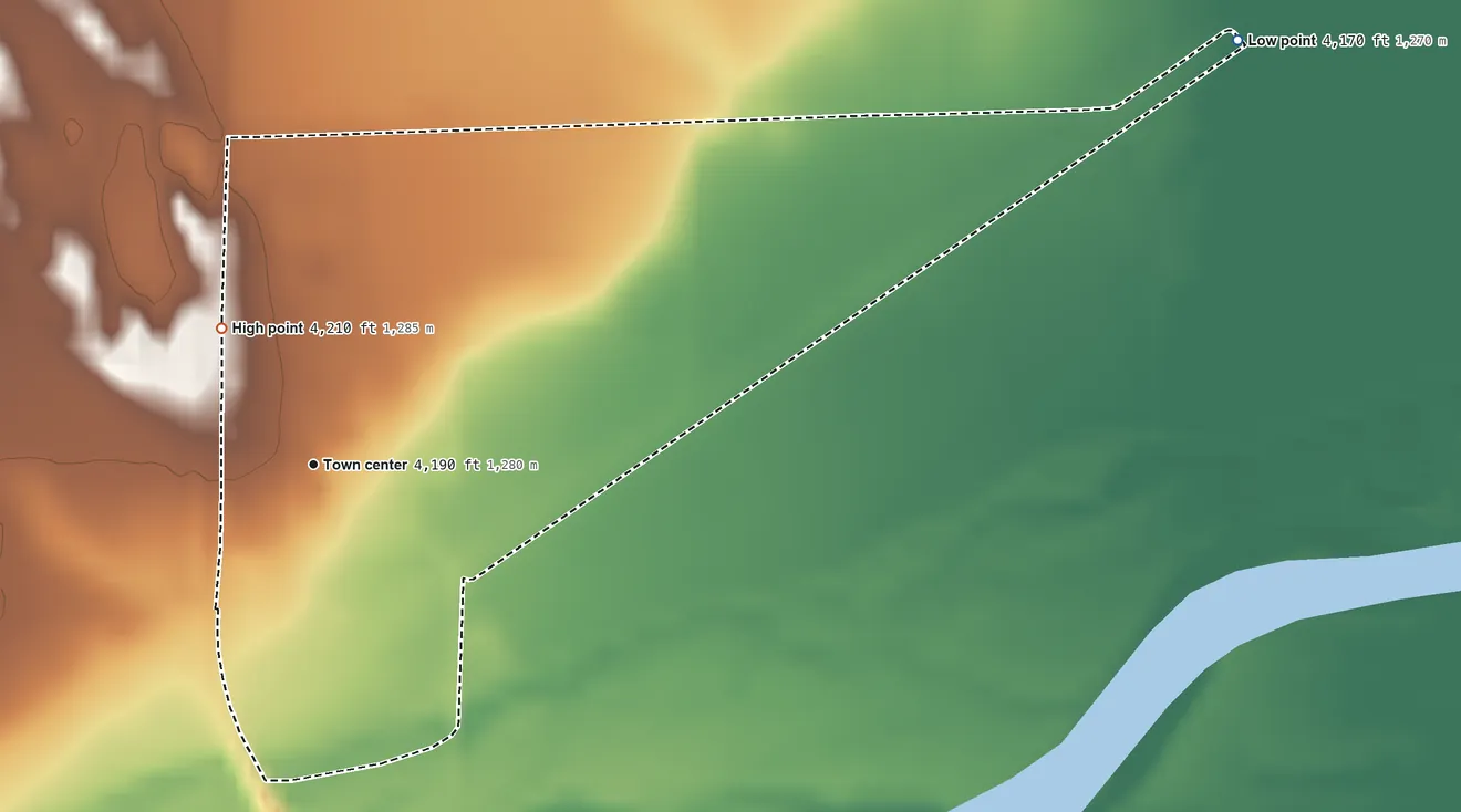 Topographic elevation map of Snyder, Colorado, shaded from 4,170 ft on the northeast side to 4,210 ft on the northwest side