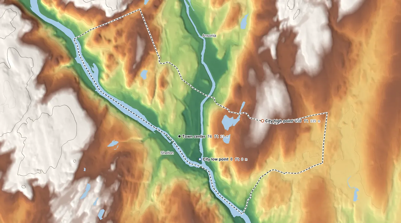 Topographic elevation map of Derby, Connecticut, shaded from 0 ft near the middle to 450 ft on the east edge, below higher ground just outside