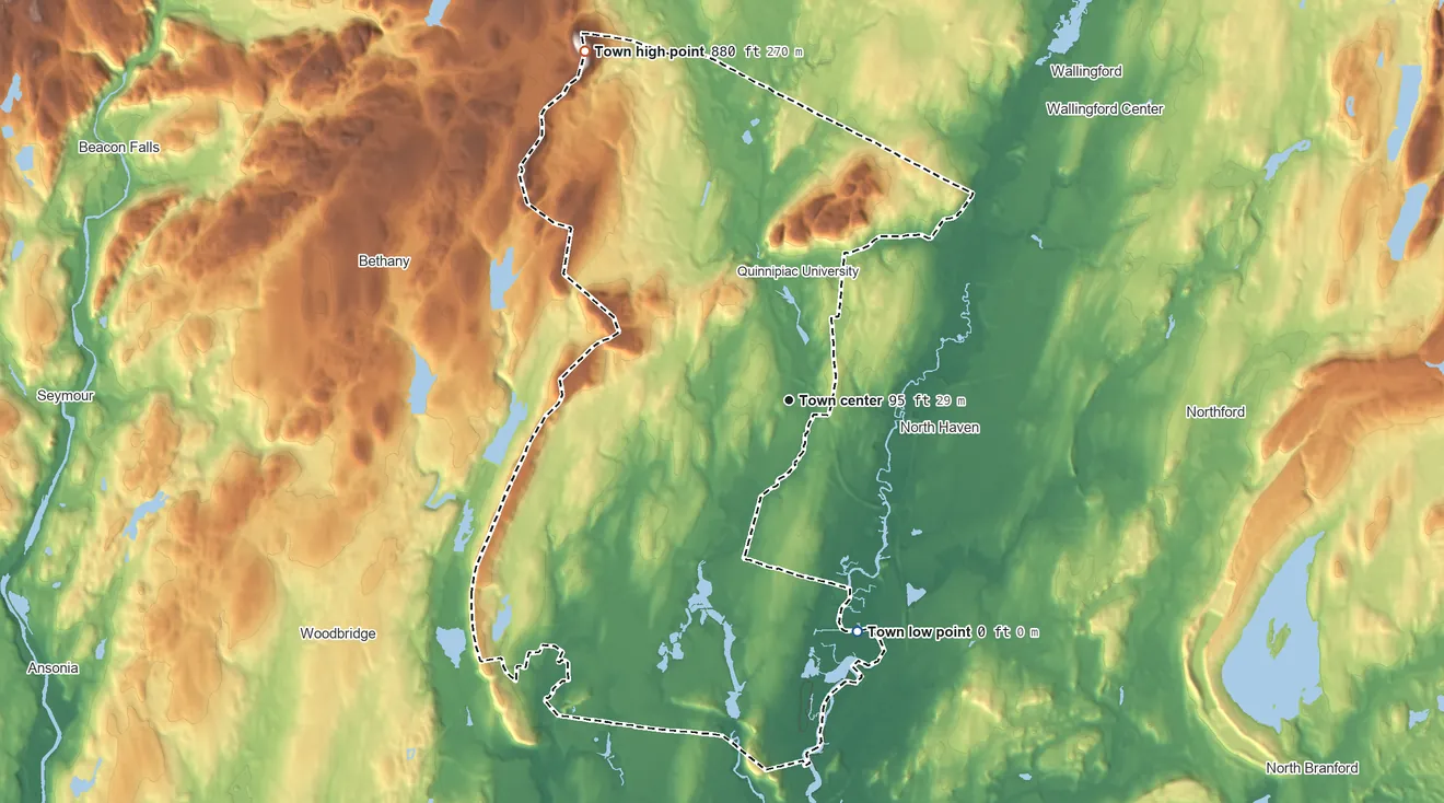 Topographic elevation map of Hamden, Connecticut, shaded from 0 ft on the south side to 880 ft on the northwest edge, below higher ground just outside