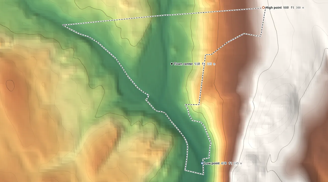 Topographic elevation map of Riverton, Connecticut, shaded from 470 ft on the south side to 980 ft on the northeast side