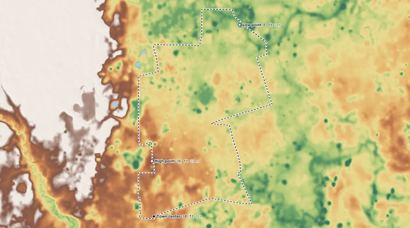 Topographic elevation map of Crawfordville, Florida, shaded from 8 ft on the northeast side to 36 ft on the north side