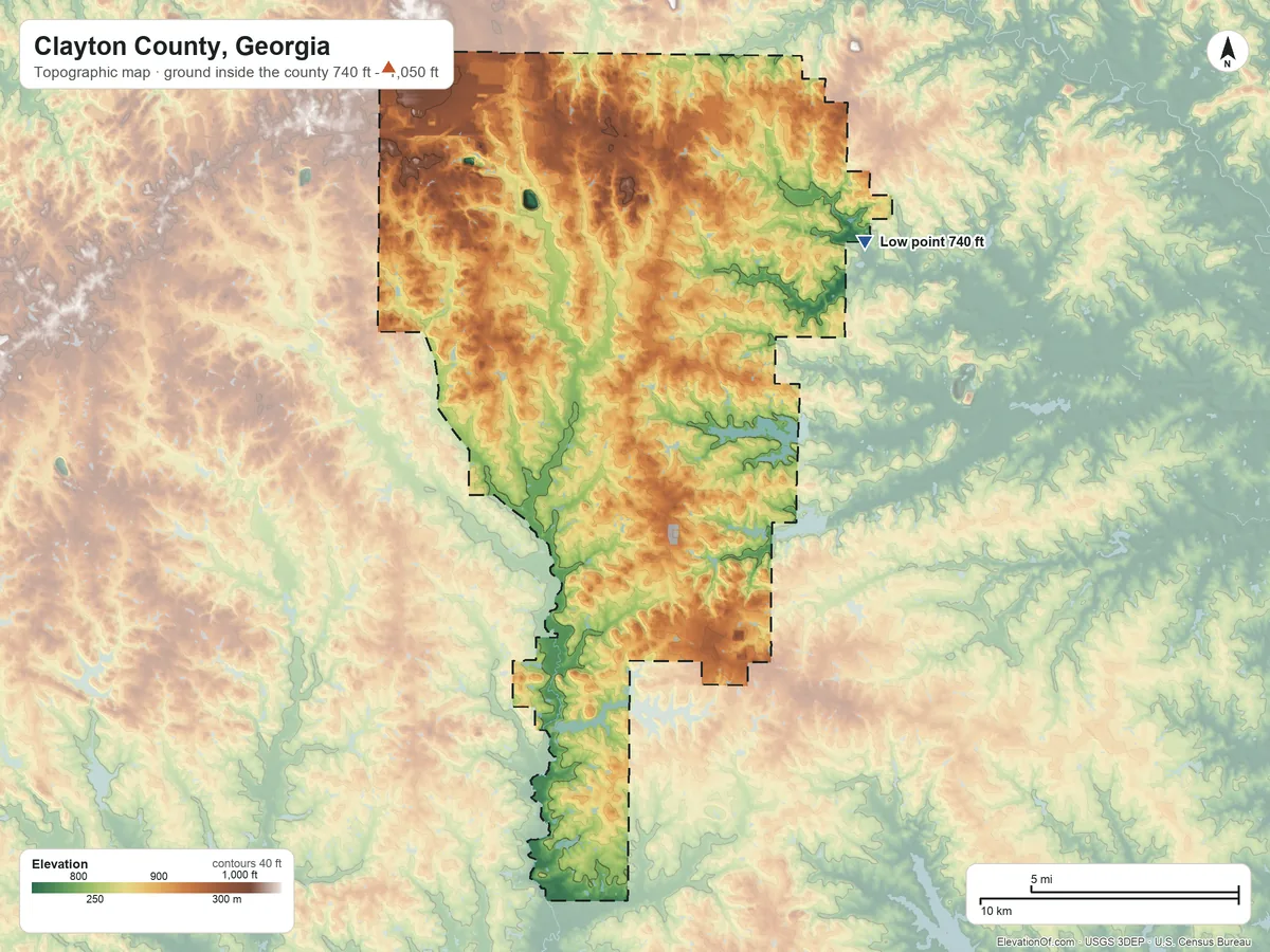 Topographic elevation map of Clayton County, Georgia, shaded from 740 ft on the northeast side to 1,050 ft on the northwest side