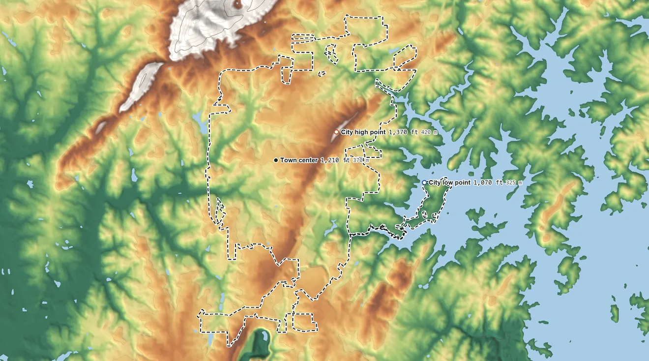 Topographic elevation map of Cumming, Georgia, shaded from 1,070 ft on the east side to 1,370 ft on the northeast side
