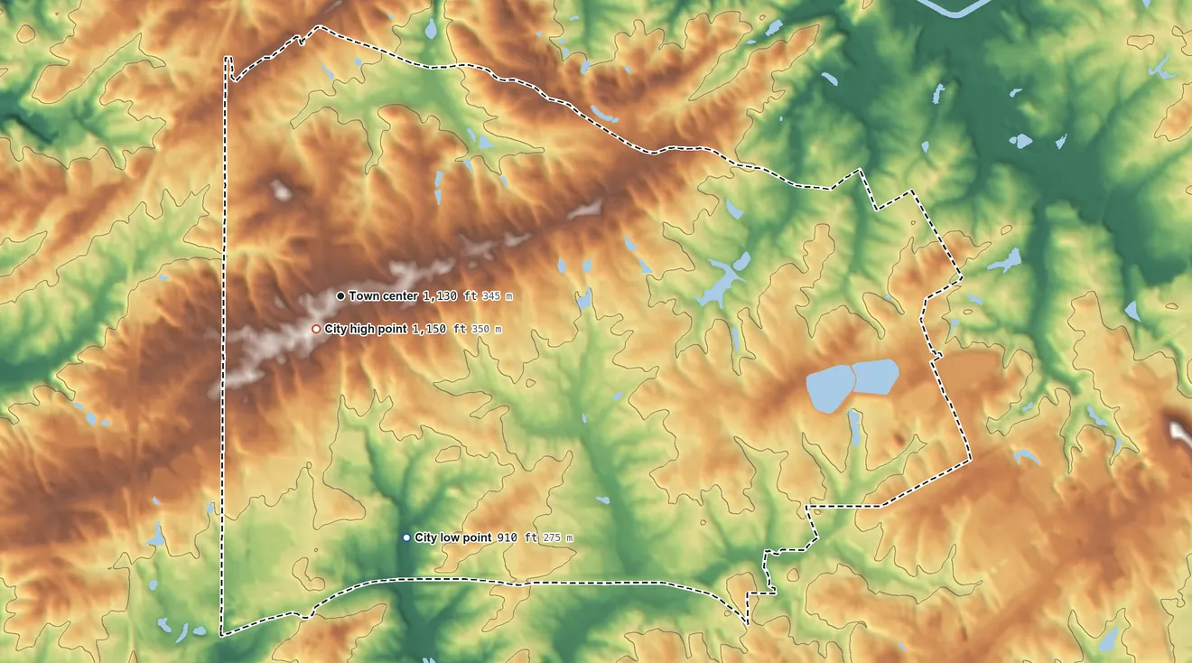 Topographic elevation map of Dunwoody, Georgia, shaded from 910 ft on the south side to 1,150 ft near the middle